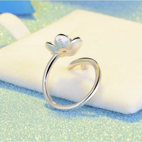 Flower & Branch Adjustable Ring - Picture 2 of 4